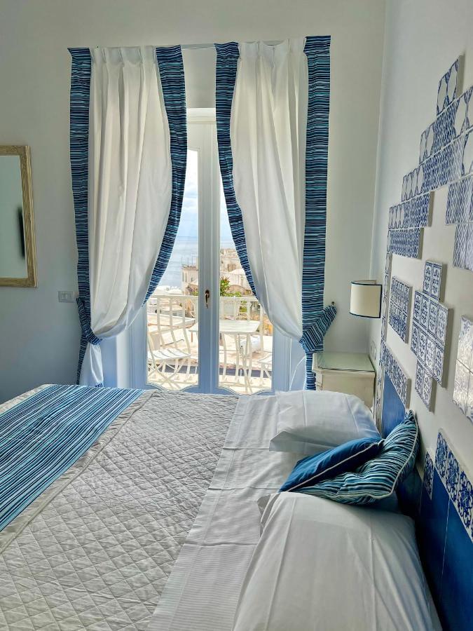 Hotel Villa Delle Palme In Positano Luaran gambar